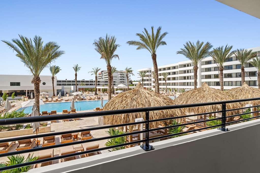 The Rif At Mangrove Beach Corendon All-Inclusive Curio Willemstad Rum bild