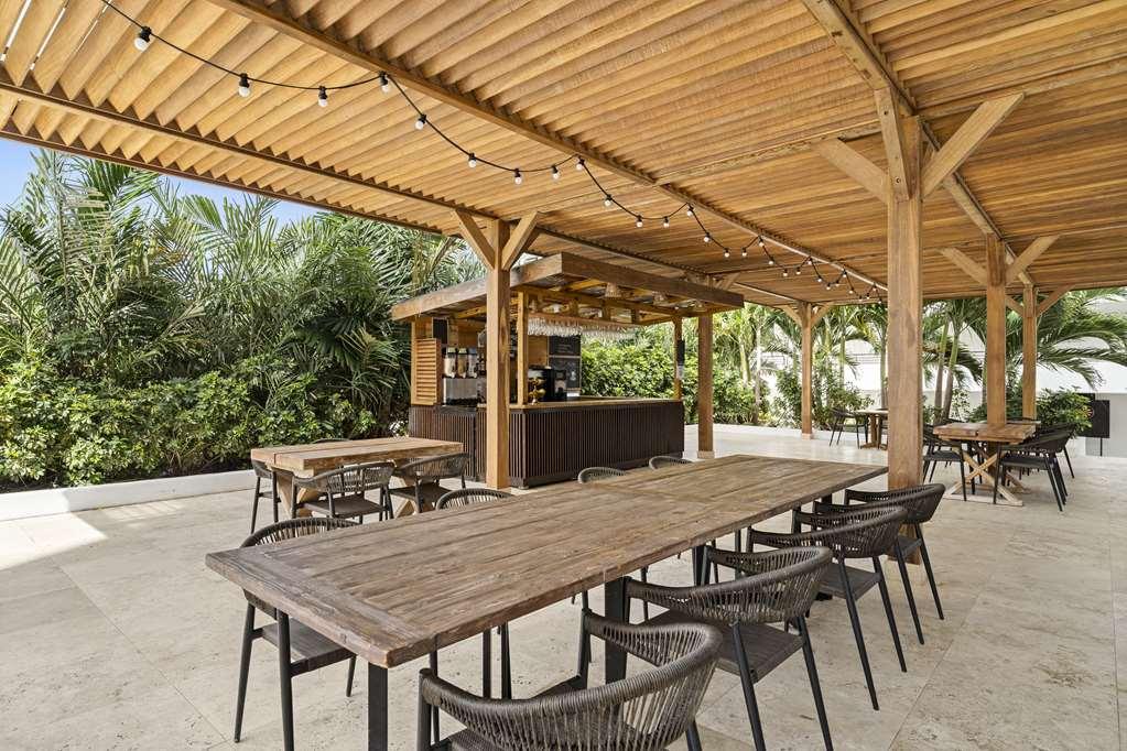 The Rif At Mangrove Beach Corendon All-Inclusive Curio Willemstad Restaurang bild